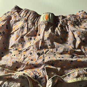 FREE PEOPLE MOVEMENT floral shorts